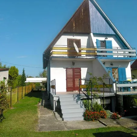 Balatonlelle/balaton 19071 Holiday home